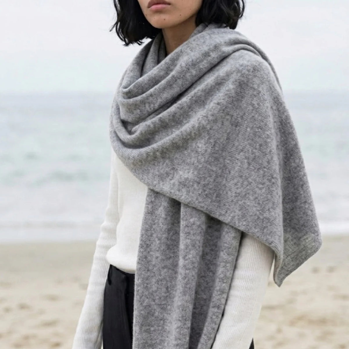 Light Gray Cashmere Fine Knit Travel Wrap