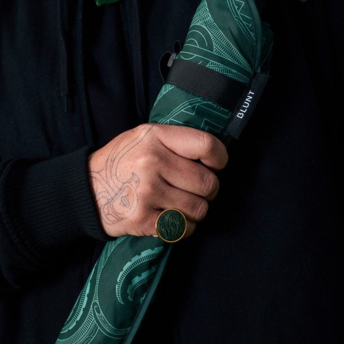 Black Blunt Classic x Graham Tipene