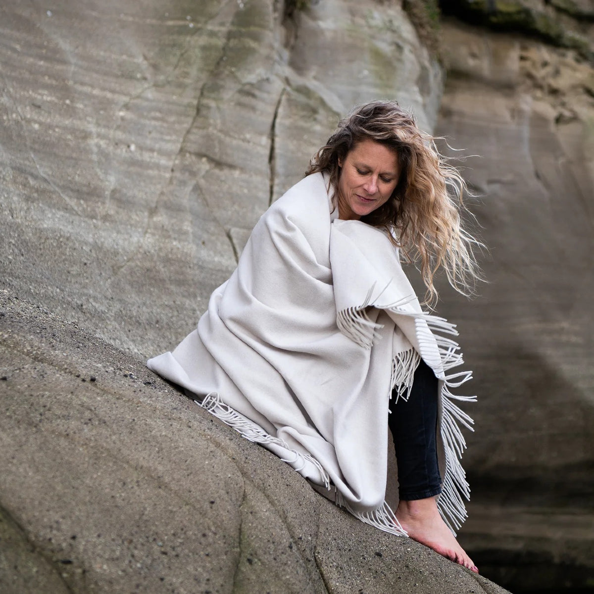 Slate Gray Cashmere Merino Thow
